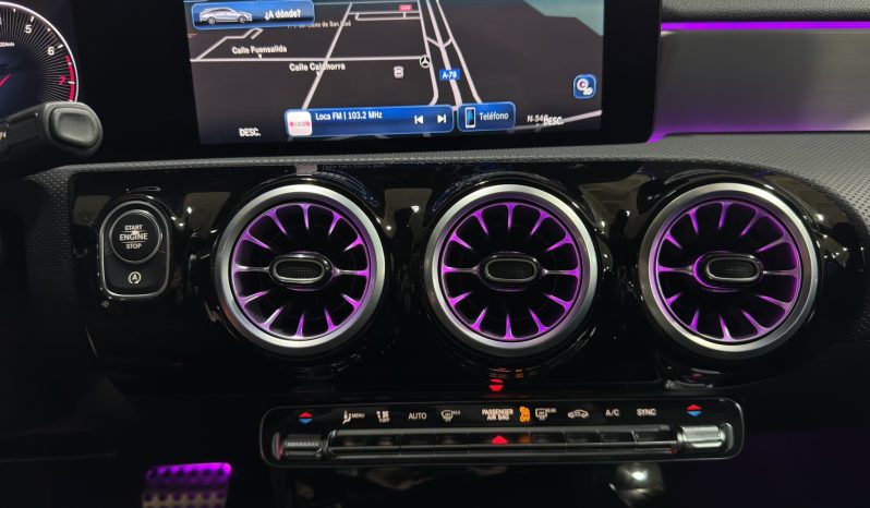 
								CLA 200 Shooting Brake AMG Line full									