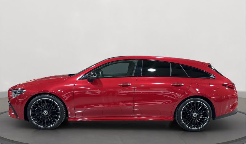 
								CLA 200 Shooting Brake AMG Line full									