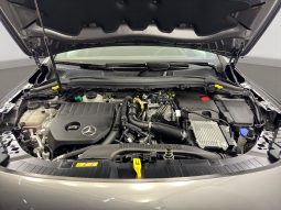 
										GLA 250 e AMG Line full									